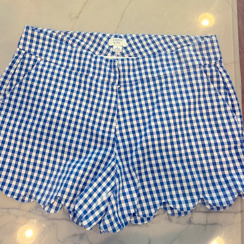 Crown & Ivy gingham scalloped shorts Size 10